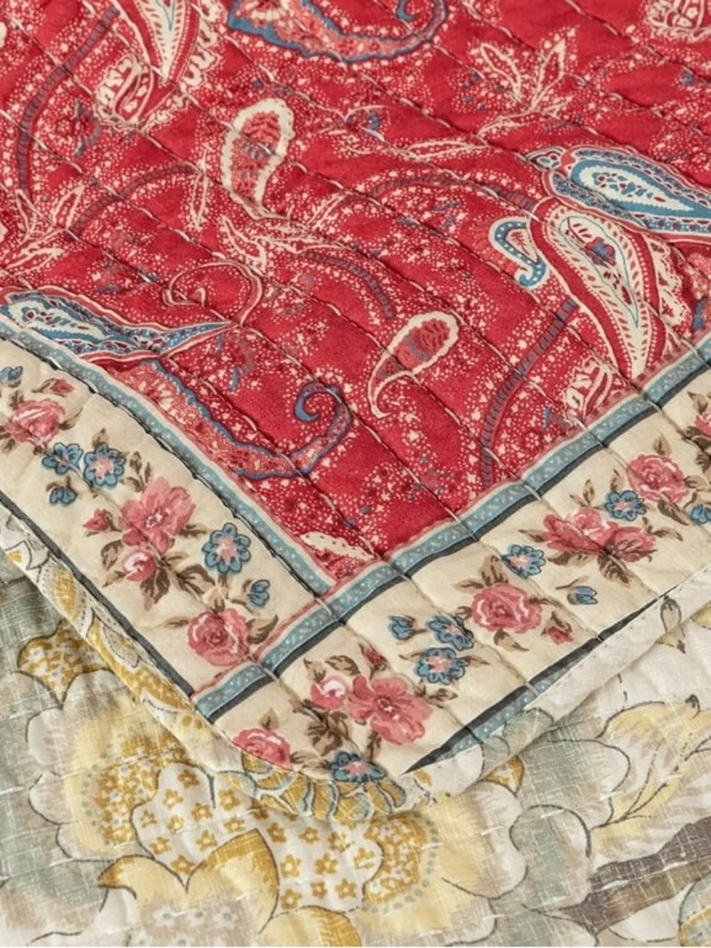 Vintage Patchwork oversized king 3 piece Floral Quilt Set 100% cotton